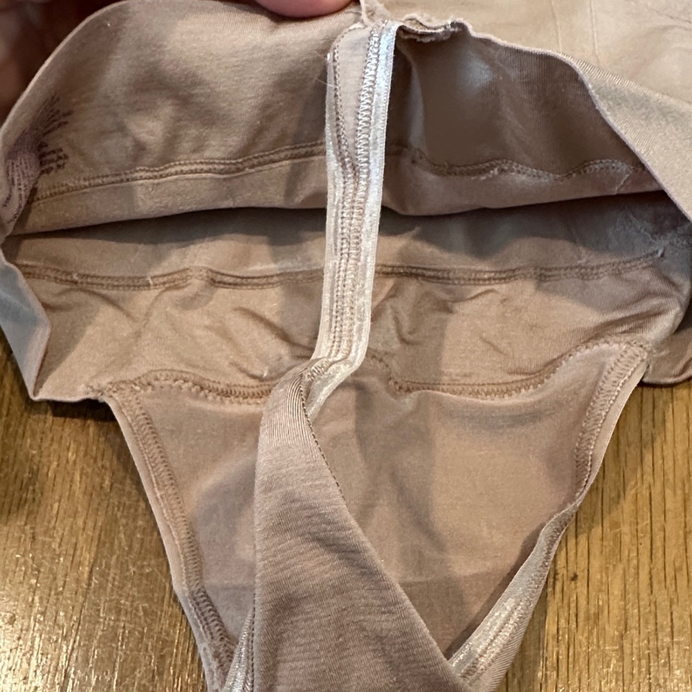 *last chance* Victoria's Secret | Strapless Shapewear Bodysuit in Beige - Picture 13 of 13